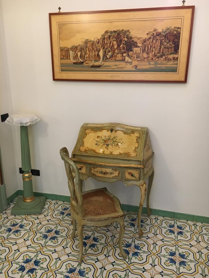 Old Taverna Sorrentina Luaran gambar